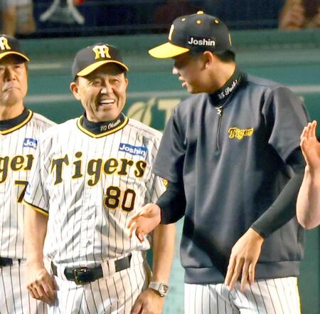 阪神・岡田監督　甲子園で会心逆転星「すごく大きい」　初回才木にヒヤヒヤ「よく２点で収まった」