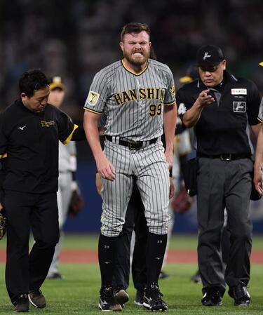 阪神　ビーズリーの姿に野球ファン感動「大和魂を」「青い目の侍」中村への死球で異例の謝罪＆打球直撃も気迫の続投　報道陣に感謝の言葉も