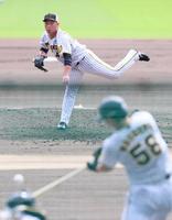 　シート打撃で前川と対する桐敷（撮影・立川洋一郎）