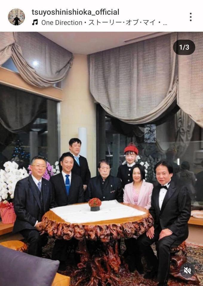 西岡剛氏のインスタグラム（＠ｔｓｕｙｏｓｈｉｎｉｓｈｉｏｋａ＿ｏｆｆｉｃｉａｌ）から