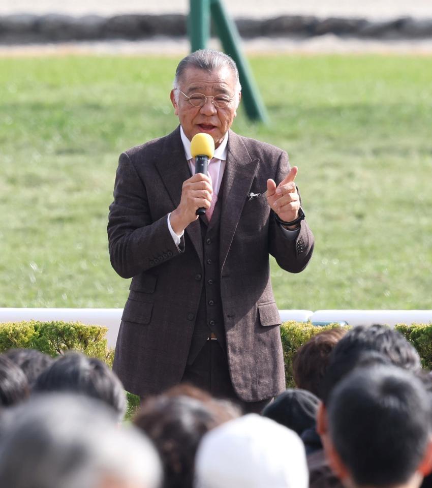 　予想を披露する掛布雅之氏（撮影・石湯恒介）