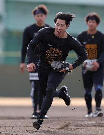 　はつらつと練習に励む工藤（撮影・中田匡峻）
