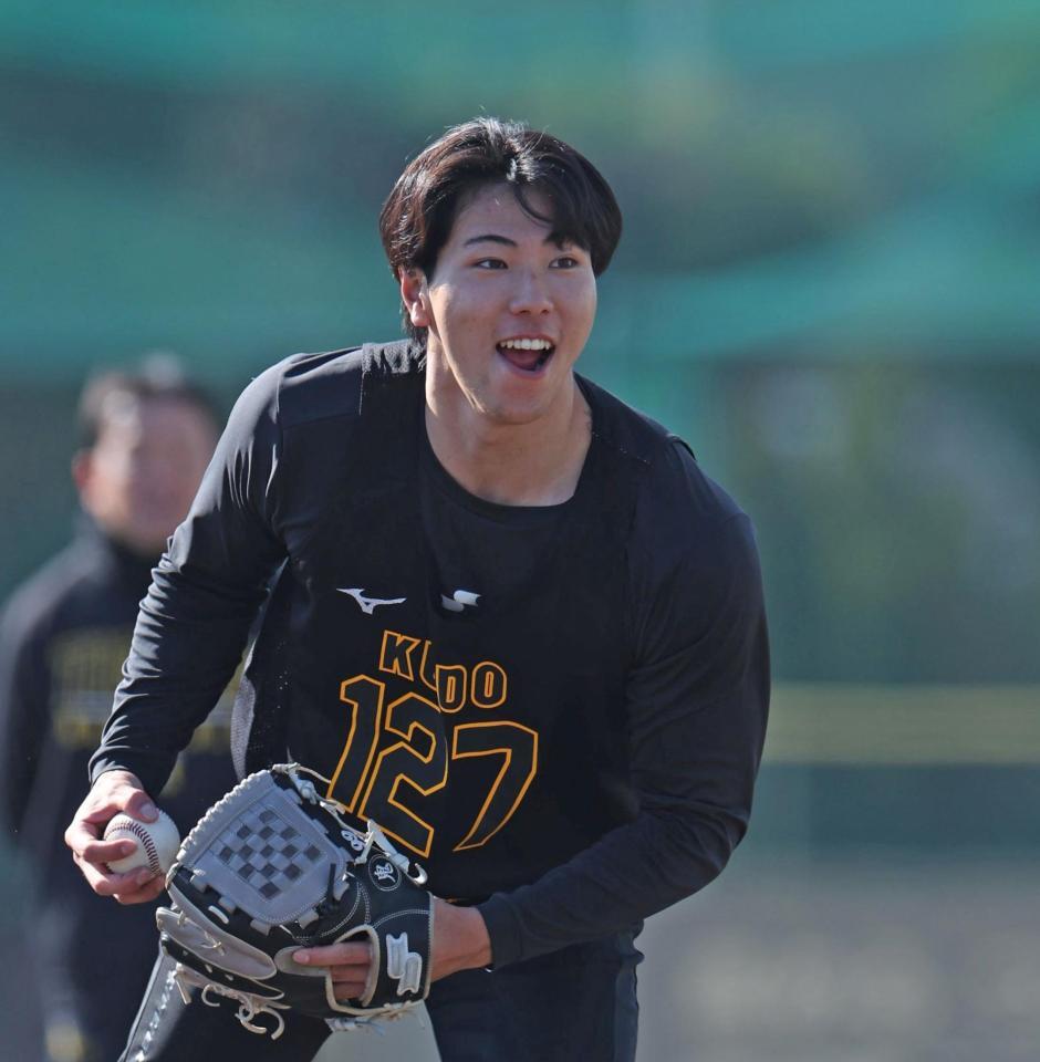 　爽やかな表情で練習に励む工藤（撮影・中田匡峻）