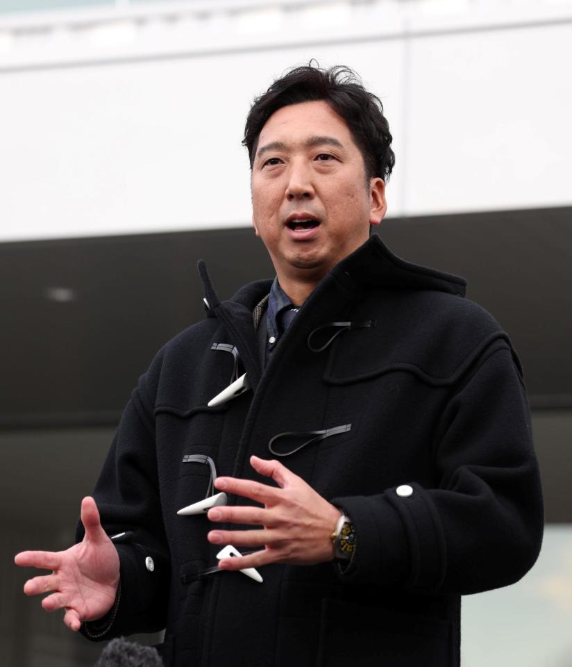 　取材に応じる藤川監督（撮影・中田匡峻）