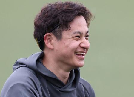阪神・大竹 宜野座に電子ピアノ持参 茶道セット、ウクレレに続くリフレッシュグッズ