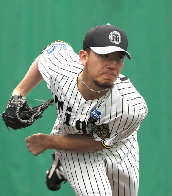 元阪神タイガース 伊良部選手 実使用 2003阪神㊼貴重な伊良部秀輝の