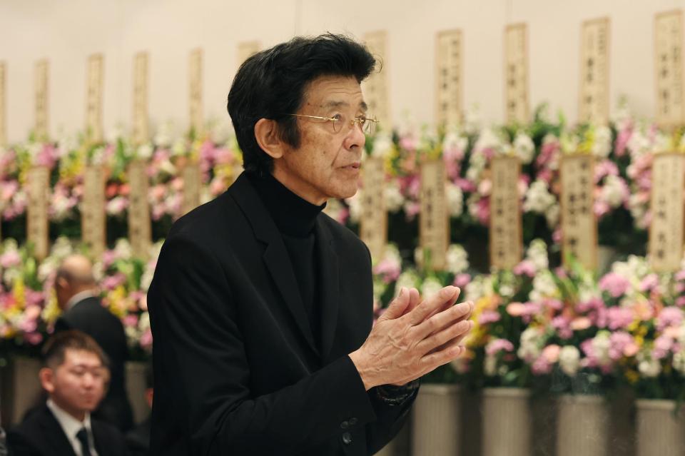 　吉田義男さんの葬儀に参列した江本孟紀氏（代表撮影）