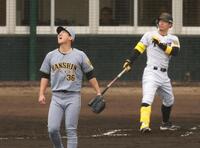 　１回、佐藤輝に先制２ランを浴び悔しがる畠（撮影・金田祐二）