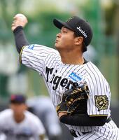 　紅白戦で力投する松原（撮影・山口登）