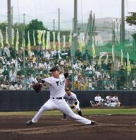 　先発し、力投する門別（撮影・北村雅宏）