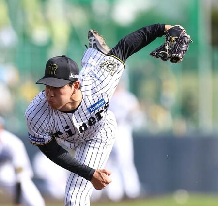 　８回、力投する工藤（撮影・山口登）