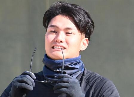 阪神・西純矢投手が右肘精密検査のため帰阪　７日から違和感で別メニュー調整