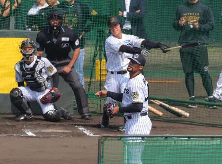 　豊田と対決するデュプランティエ（撮影・金田祐二）