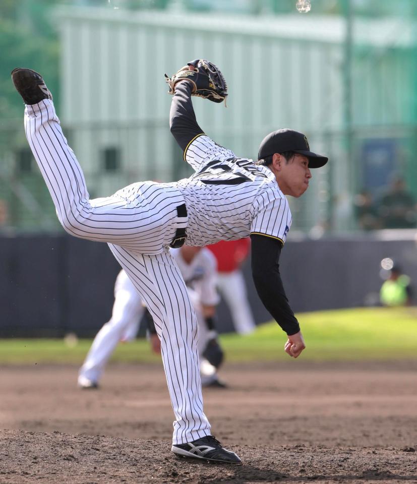 　８回の１イニングを無失点に抑える好投を見せた工藤（撮影・北村雅宏）