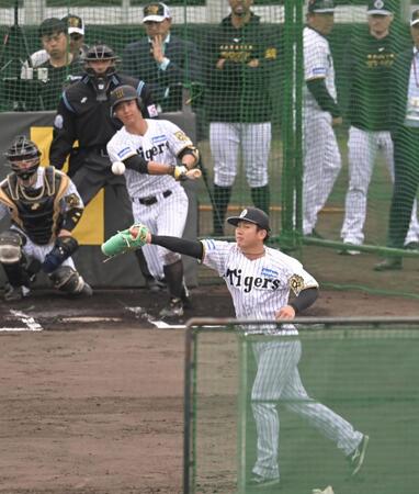 　ライブＢＰで登板する伊原