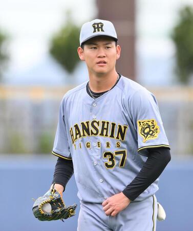 　登板前の練習を終えた及川（撮影・西田忠信）