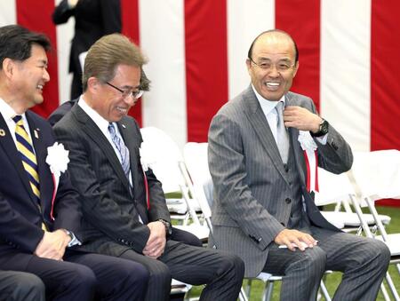 阪神・岡田顧問　望む！新スター＆新伝説