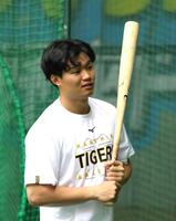 　マシン打撃を行った森下（撮影・北村雅宏）