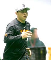 　ダッシュする石川