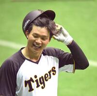 　充実の笑顔を見せる森下（撮影・飯室逸平）