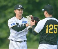 　キャッチボールを終えた津田（撮影・西田忠信）