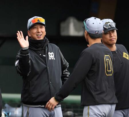 阪神・藤川監督 オープン戦ドロー発進もナイン躍動に満足げ