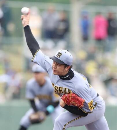 　先発投手の才木（撮影・中田匡峻）