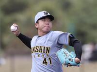 　先発し、投げ込む村上（撮影・田中太一）