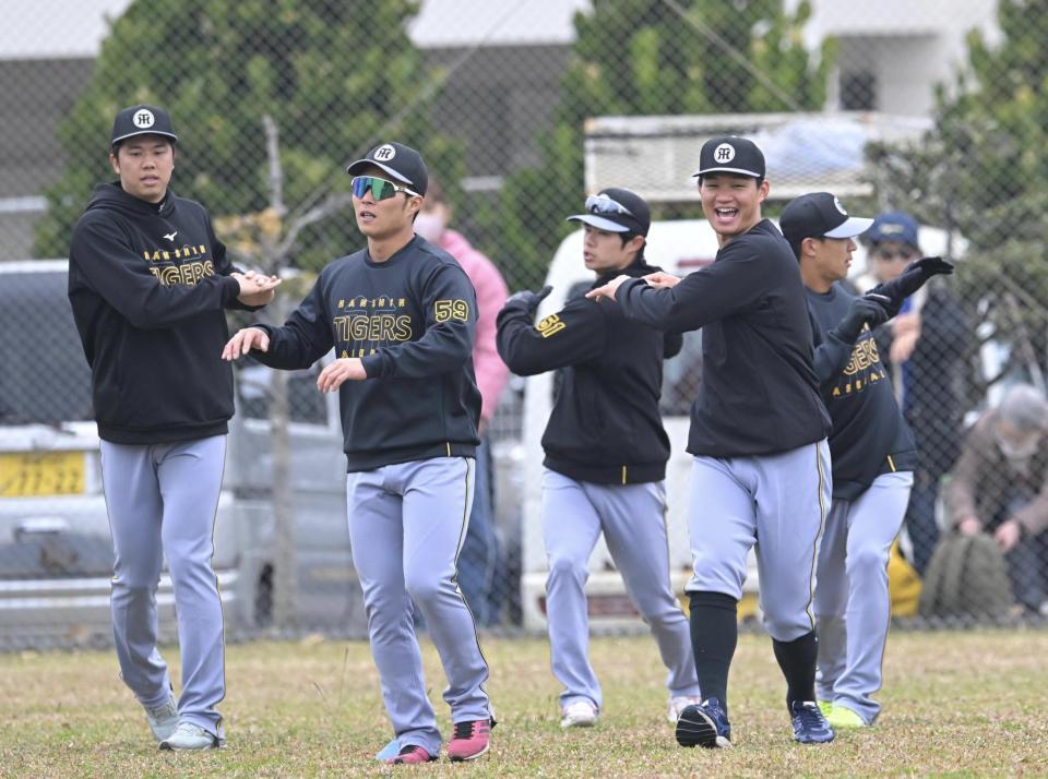 阪神・新4番の森下がOP戦初打席で3ラン！内角球を鮮やか左翼
