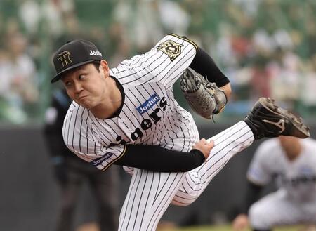 　５回、無失点に抑える木下（撮影・田中太一）