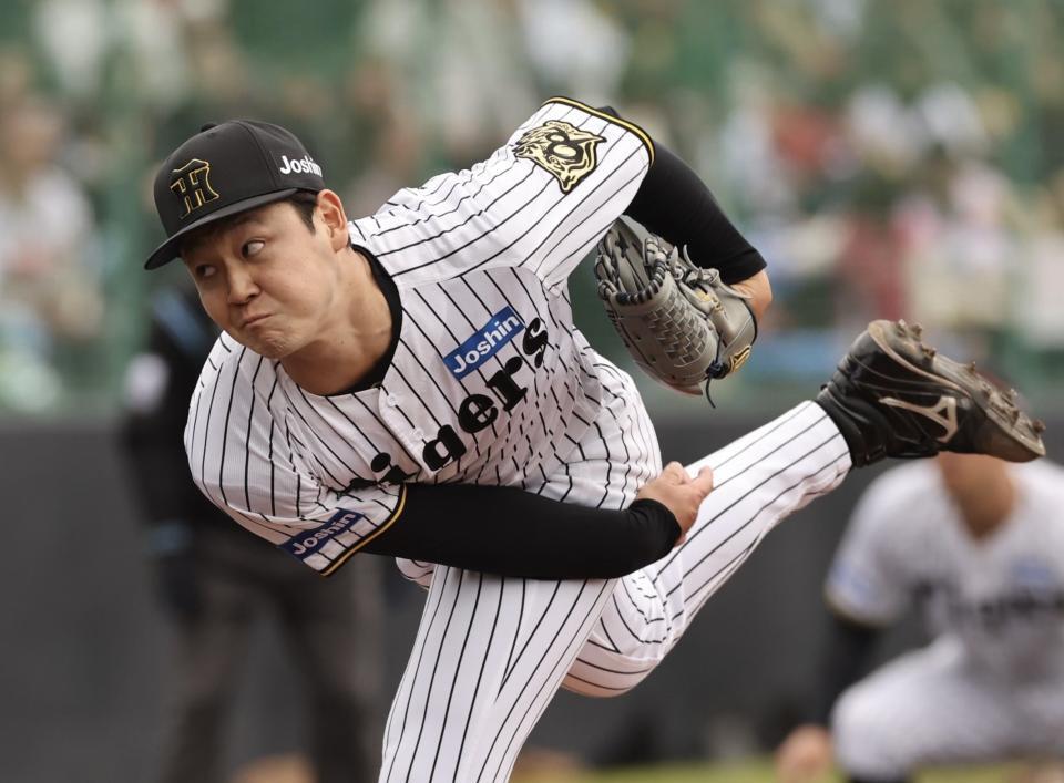 　５回、無失点に抑える木下（撮影・田中太一）