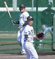 　ライブＢＰに登板した湯浅（撮影・飯室逸平）