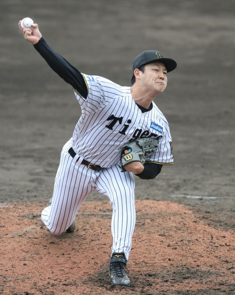 　５回、力投する木下＝２月２４日