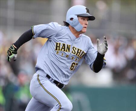 　春季キャンプのＭＶＰに選ばれた高寺