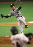 　２００２年に初の開幕投手を務めた井川氏