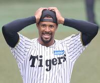 　ダッシュを終え、爽やかな表情を見せるデュプランティエ（撮影・中田匡峻）