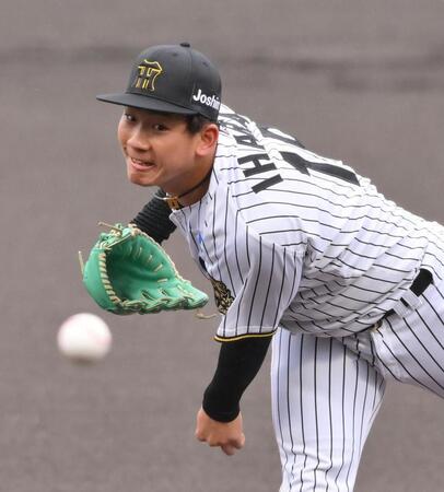 　力投する先発の伊原（撮影・西田忠信）