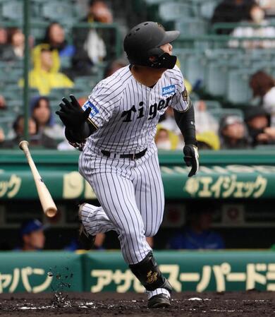 　２回、ソロ弾を放った前川（撮影・北村雅宏）