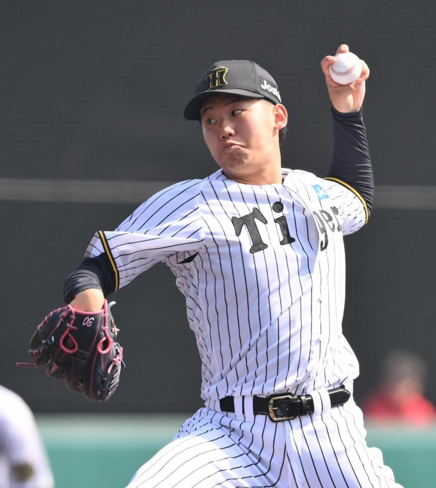 　教育リーグ・広島戦で力投する先発の門別＝１日