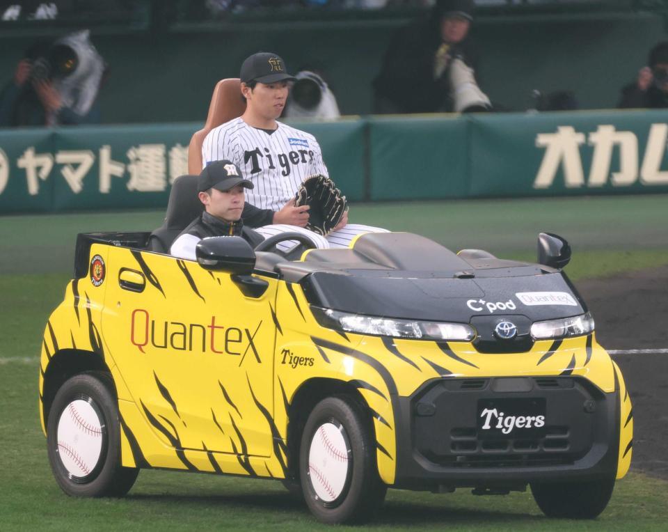 　９回、７番手でマウンドに上がった工藤（撮影・中田匡峻）