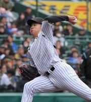 　力投する門別（撮影・北村雅宏）