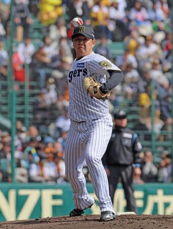 　１回、門脇へのけん制悪送球を犯す西勇（撮影・北村雅宏）