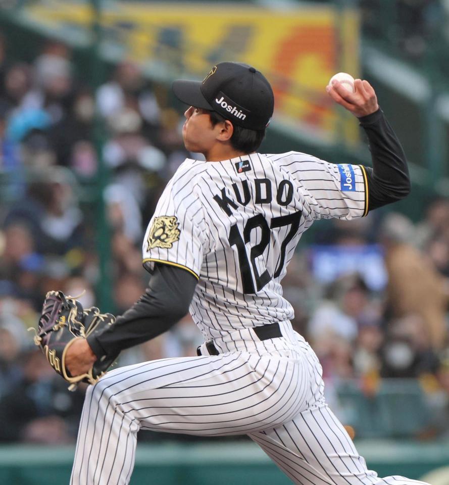 　８回途中から登板する工藤（撮影・北村雅宏）