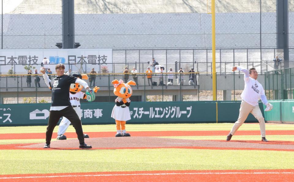 阪神 糸井SAが巨人新2軍球場でセレモニアルピッチ