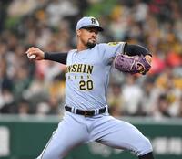 　先発したデュプランティエ（撮影・堀内翔）