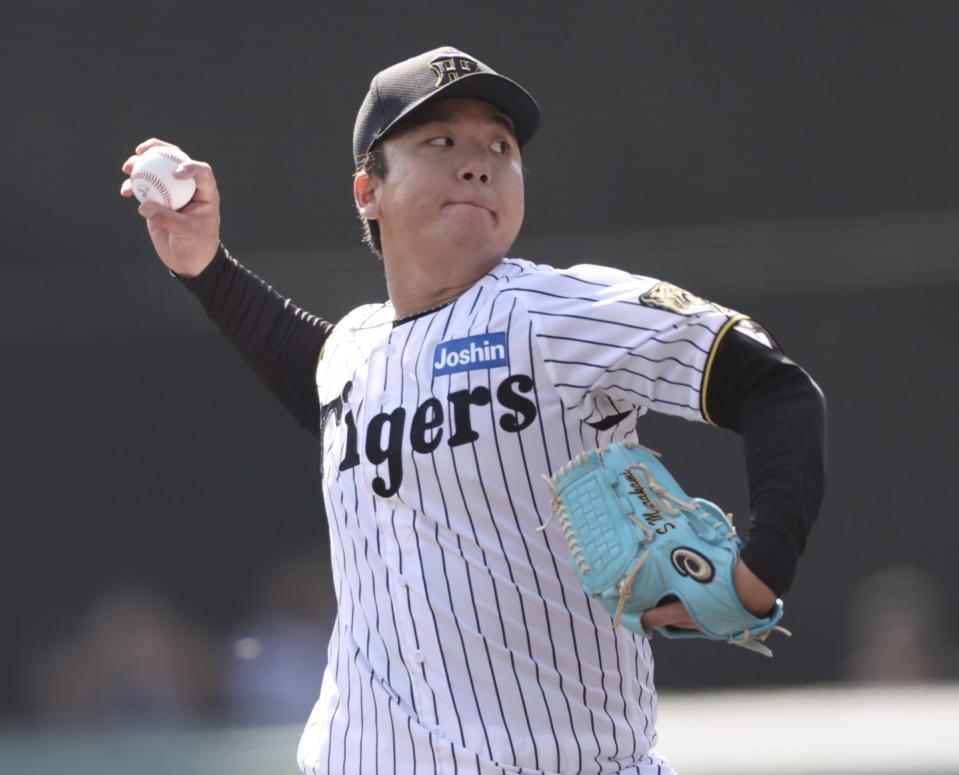 　先発し投げ込む村上（撮影・田中太一）