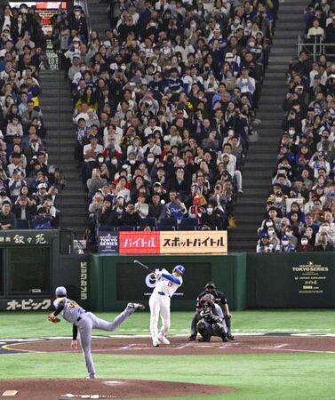 　３回、中飛に倒れる大谷