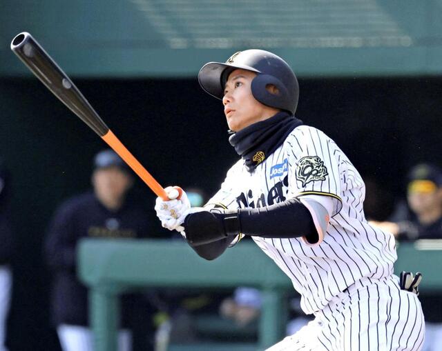 阪神・山田 やっぱり持ってる！プロ1号が新球場1号 視察の藤川
