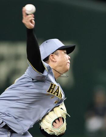 　力投する先発の村上（撮影・中田匡峻）