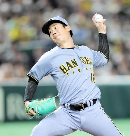 　８回に登板し力投する伊原（撮影・西岡正）